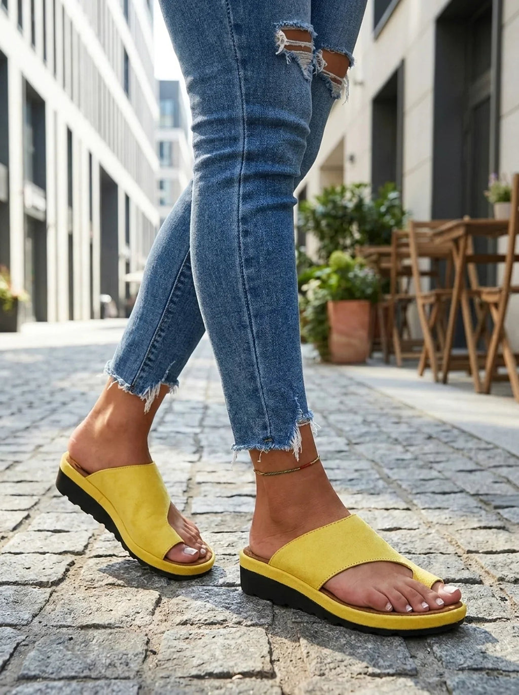 Women's Suede Orthopedic Toe-Post Sandals 6